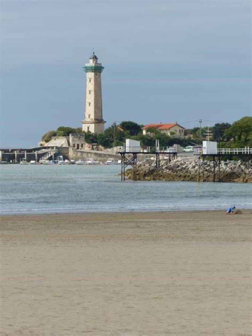 A 2 Pas De La Plage De La Vallieres 생죠지드디돈느 외부 사진
